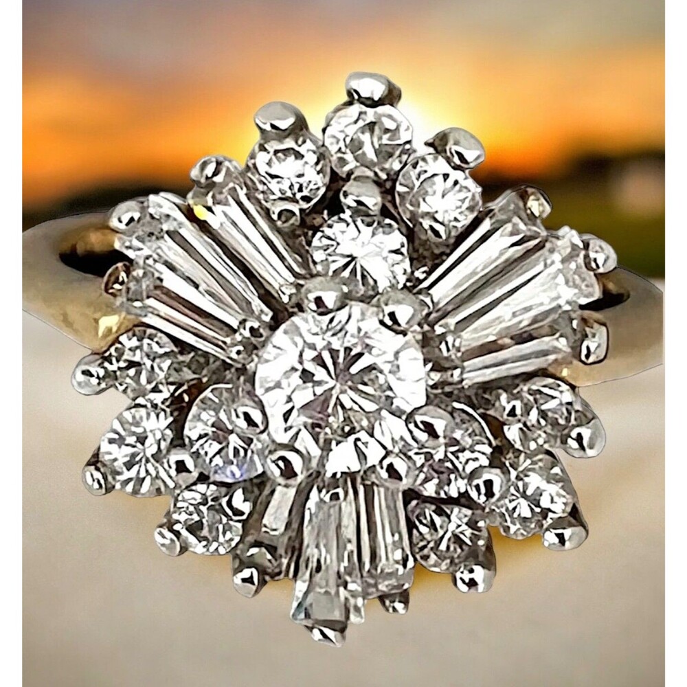 Vintage 1970s Ring Size 8 Uncas CZ Cluster Starburst Gold Plated - 14Q